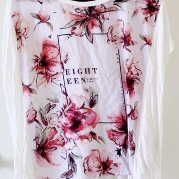 abercrombie & fitch top - Picture 7 of 7